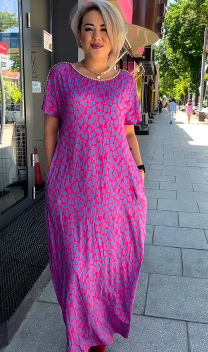 2025 trendy plus-size kjole med fasjonabelt trykk