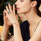 Ring i turkis med mantra med seks tegn og ni øyne (Dzi Bead Ring)