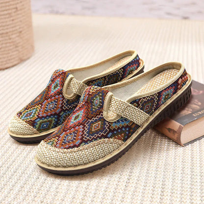Broderte sandaler med myk såle i lin for kvinner