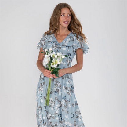 Kortermet lang kjole med blomstertrykk
