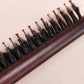 🪵 50 % RABATT! ✨ Stylingkam med naturlig villsvinbust og treskaft (spiss ende) 💁‍♀️ Kjøp 1, få 1 gratis